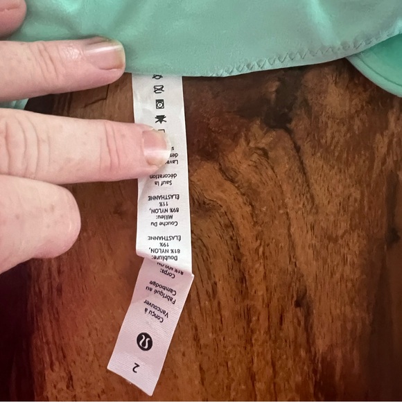 Lululemon size 2 Tank - Picture 3 of 3